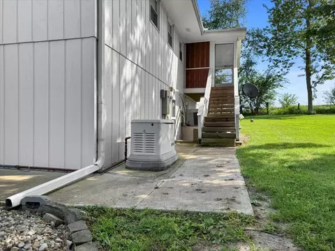 Exterior - 13310 Tango Rd, Bloomington, IL 61705 photo 5 of 5
