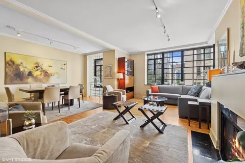 Living - 77 E Division St #3, Chicago, IL 60610 photo 1 of 6