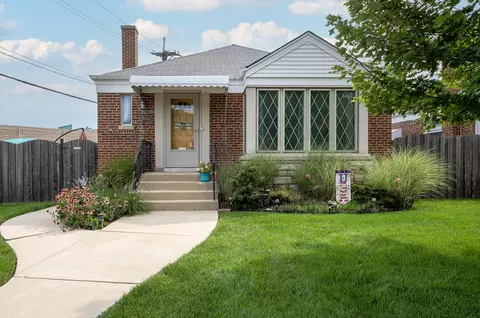 7466 W Gregory St, Chicago, IL 60656