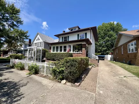 2808 Western Ave, Mattoon, IL 61938