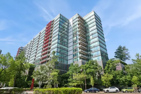 800 Elgin Rd #1002, Evanston, IL 60201