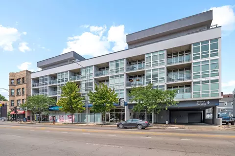 1610 W Fullerton Ave #210, Chicago, IL 60614