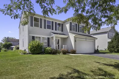 603 E Garfield St, Waterman, IL 60556