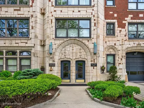 3920 N Lake Shore Dr #12N, Chicago, IL 60613