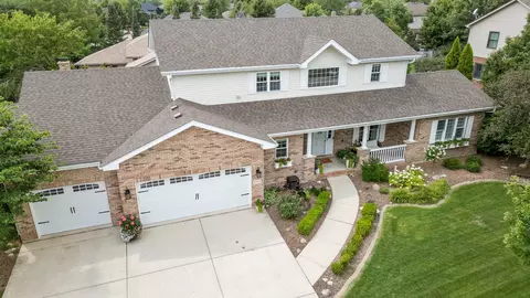795 Westwind Dr, New Lenox, IL 60451
