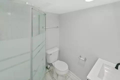 Bath - 3666 176th Pl, Lansing, IL 60438 photo 3 of 3