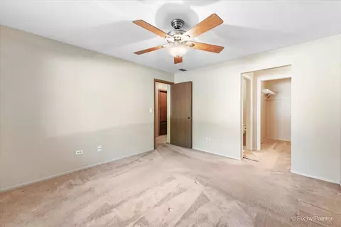 1407 Creekside Ct #B, Elgin, IL 60123 photo 19