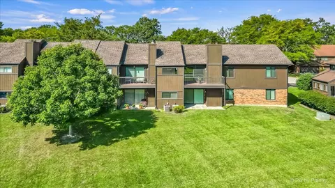 1407 Creekside Ct #B, Elgin, IL 60123 photo 35