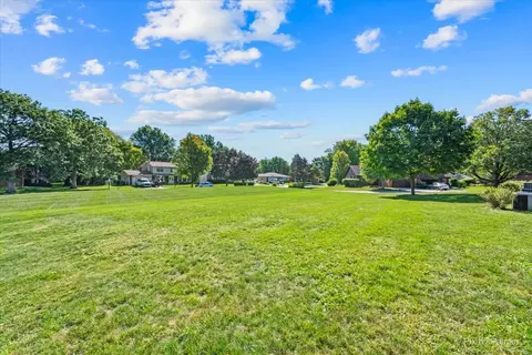1407 Creekside Ct #B, Elgin, IL 60123 photo 27