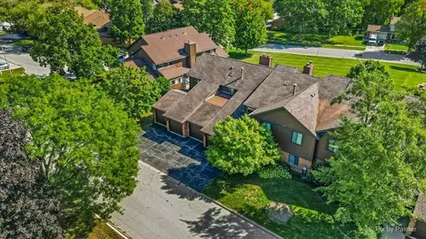 1407 Creekside Ct #B, Elgin, IL 60123 photo 32