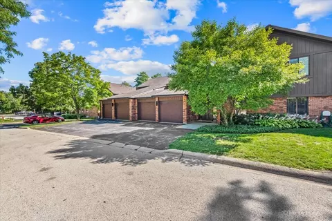 1407 Creekside Ct #B, Elgin, IL 60123 photo 26