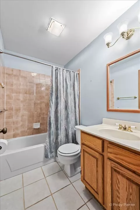 1407 Creekside Ct #B, Elgin, IL 60123 photo 14