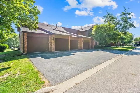 1407 Creekside Ct #B, Elgin, IL 60123 photo 25