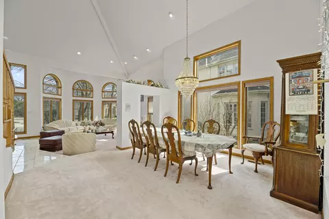 Dining - 2410 Halina Dr, Glenview, IL 60026 photo 2 of 2