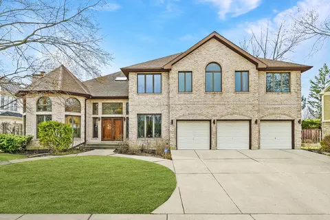 Exterior - 2410 Halina Dr, Glenview, IL 60026 photo 7 of 9