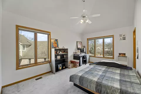 Bedroom - 2410 Halina Dr, Glenview, IL 60026 photo 6 of 7