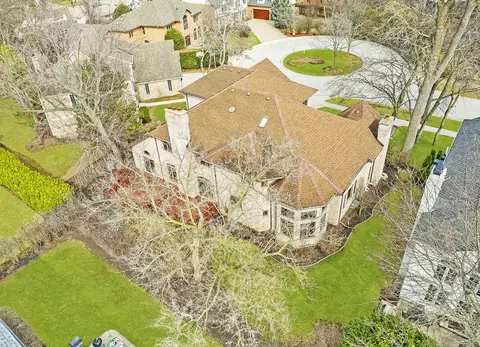 View/Area - 2410 Halina Dr, Glenview, IL 60026 photo 2 of 4