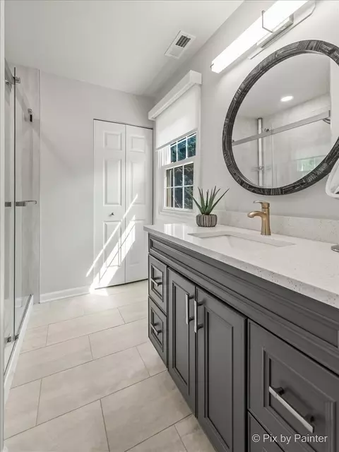 Bath - 444 Ash Fork Trl, Cary, IL 60013 photo 3 of 4
