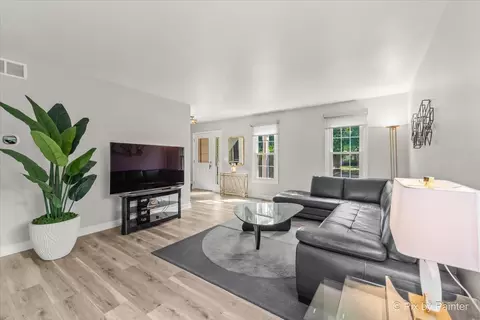 Living - 444 Ash Fork Trl, Cary, IL 60013 photo 2 of 4
