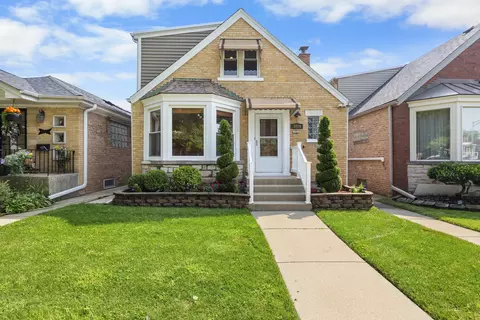 3919 N Oriole Ave, Chicago, IL 60634
