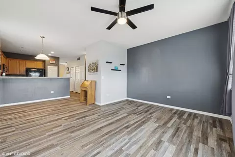 Living - 844 Daniel Dr, Minooka, IL 60447 photo 6 of 7