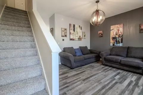 Living - 844 Daniel Dr, Minooka, IL 60447 photo 3 of 7