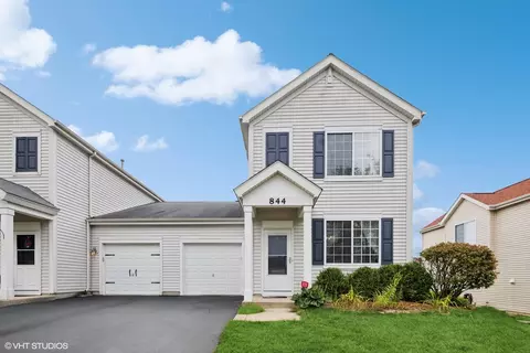 844 Daniel Dr, Minooka, IL 60447