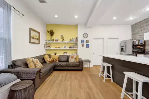 Living - 2425 W Lyndale St, Chicago, IL 60647 photo 3 of 3