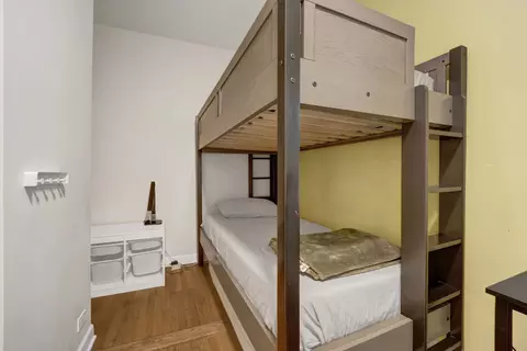 Bedroom - 2425 W Lyndale St, Chicago, IL 60647 photo 4 of 7