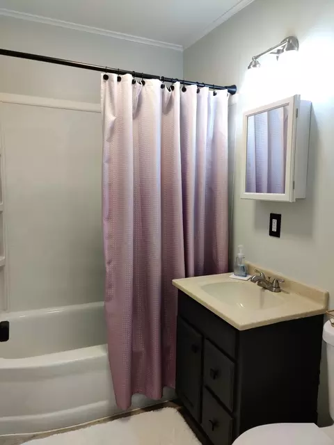 1619 Rogers Ave, Mchenry, IL 60050 photo 12