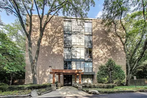 5800 Oakwood Dr #1F, Lisle, IL 60532