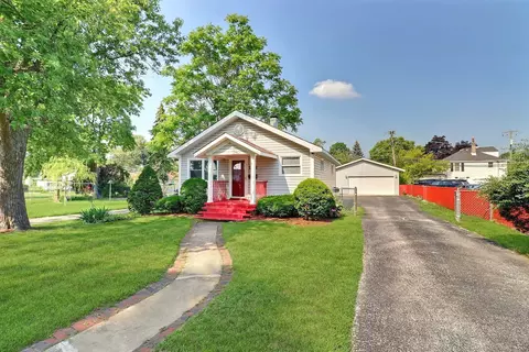 18226 Chicago Ave, Lansing, IL 60438