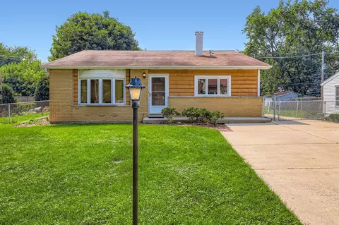2 N046 Clarendon Ave, Lombard, IL 60148
