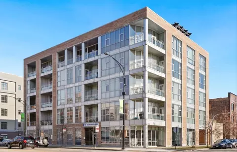 1550 W Cornelia Ave #404, Chicago, IL 60657