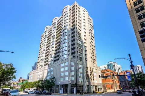 600 N Dearborn St #1804, Chicago, IL 60654