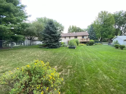20 Hickory Ln, Algonquin, IL 60102 photo 8