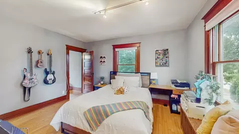 Bedroom - 614 Mccarthy Rd, Lemont, IL 60439 photo 4 of 4