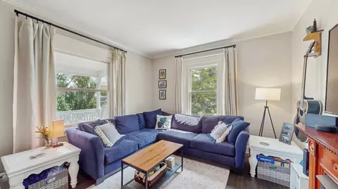 Living - 614 Mccarthy Rd, Lemont, IL 60439 photo 1 of 1