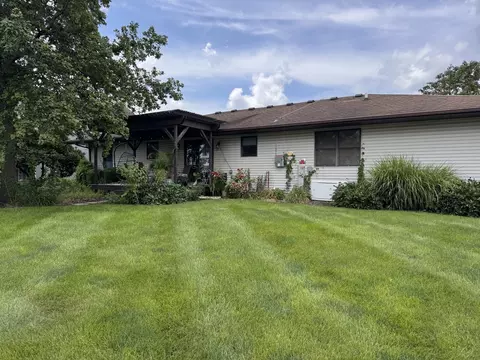 605 Morningside Dr, Chenoa, IL 61726 photo 12