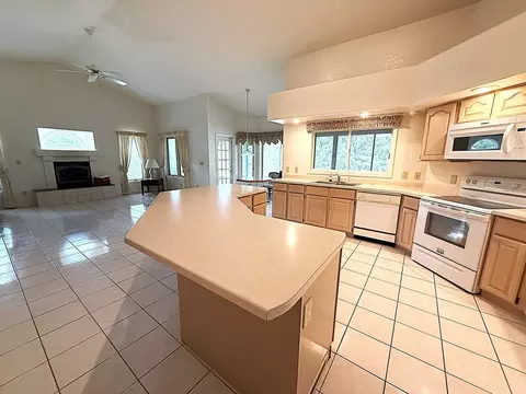 Kitchen - 132 Fox Trot, Dixon, IL 61021 photo 5 of 5