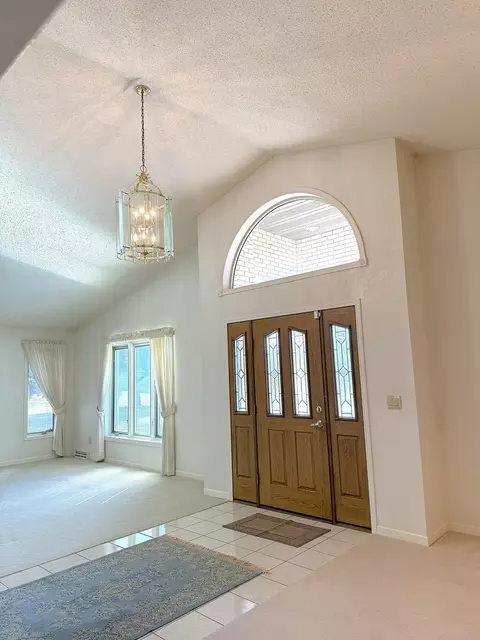 Entry Way - 132 Fox Trot, Dixon, IL 61021 photo 1 of 2