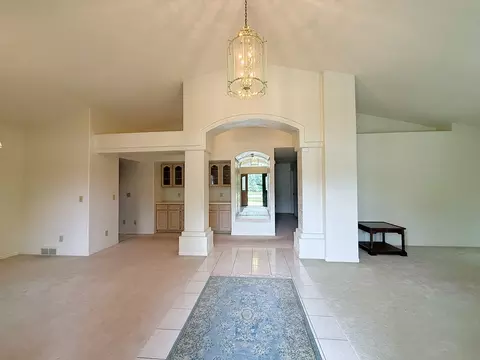 Entry Way - 132 Fox Trot, Dixon, IL 61021 photo 2 of 2