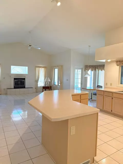 Kitchen - 132 Fox Trot, Dixon, IL 61021 photo 4 of 5