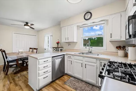 Kitchen - 3510 Vine St, Mchenry, IL 60050 photo 1 of 2