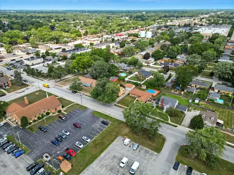 View/Area - 901 Ridgeway Ave, Munster, IN 46321 photo 3 of 5