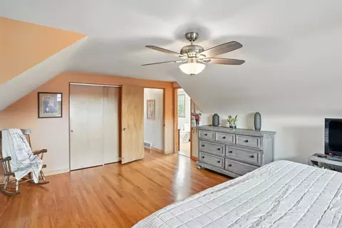 Bedroom - 901 Ridgeway Ave, Munster, IN 46321 photo 2 of 4