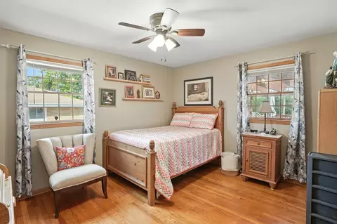 Bedroom - 901 Ridgeway Ave, Munster, IN 46321 photo 4 of 4