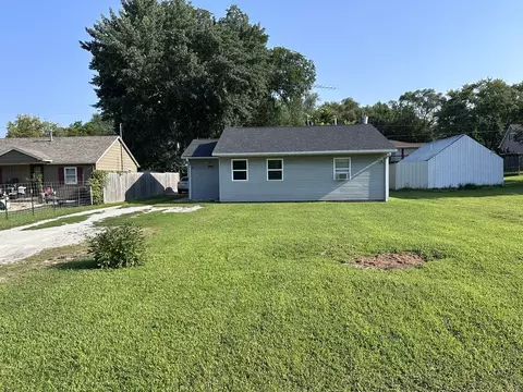 3307 B St, Rock Falls, IL 61071