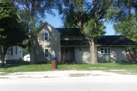 405 N Raub Ave, Donovan, IL 60931