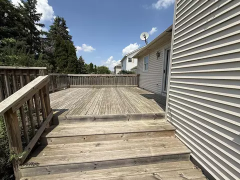 Exterior - 1715 Pembrook Ct, Plainfield, IL 60586 photo 5 of 8